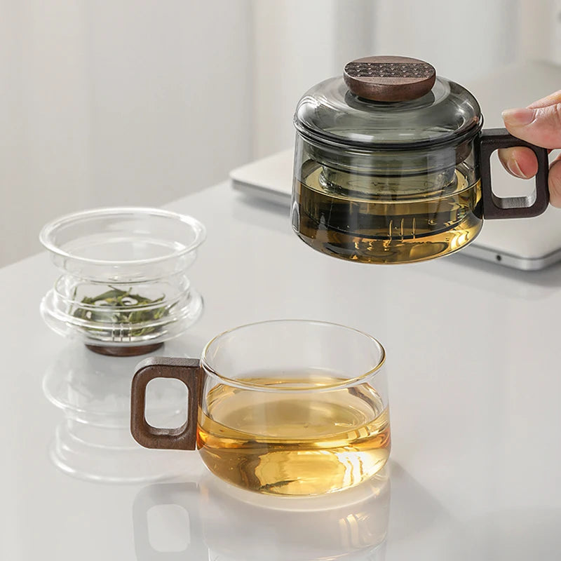 200ml Heat-Resistant Glass Tea Cup with Filter & Wood Handle Glass Tea Cup SPOT