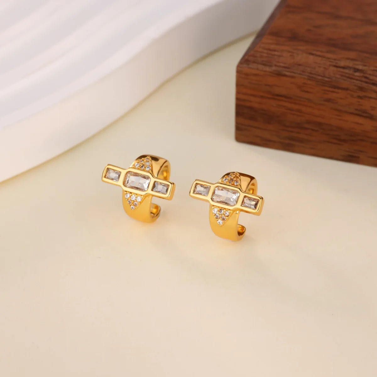 Zircon Ear Cuffs – 18K Gold Non-Piercing Geometric Clips Clip Ear Cuffs SPOT