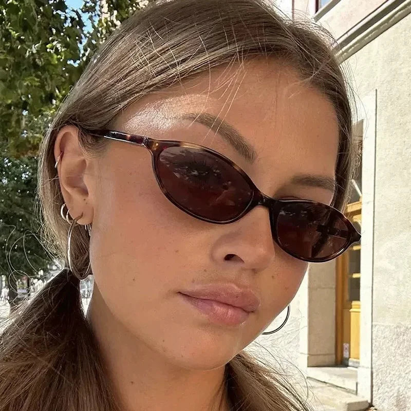 Vintage Oval Ellipse Sunglasses – Unisex Mirror Lens Small Frame Fashion Sunglasses SPOT