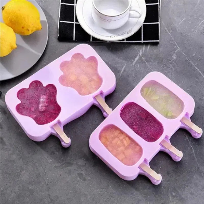 Silicone Popsicle Molds with Lid – Cute Cartoon DIY Ice Lolly Popsicle Mold SPOT