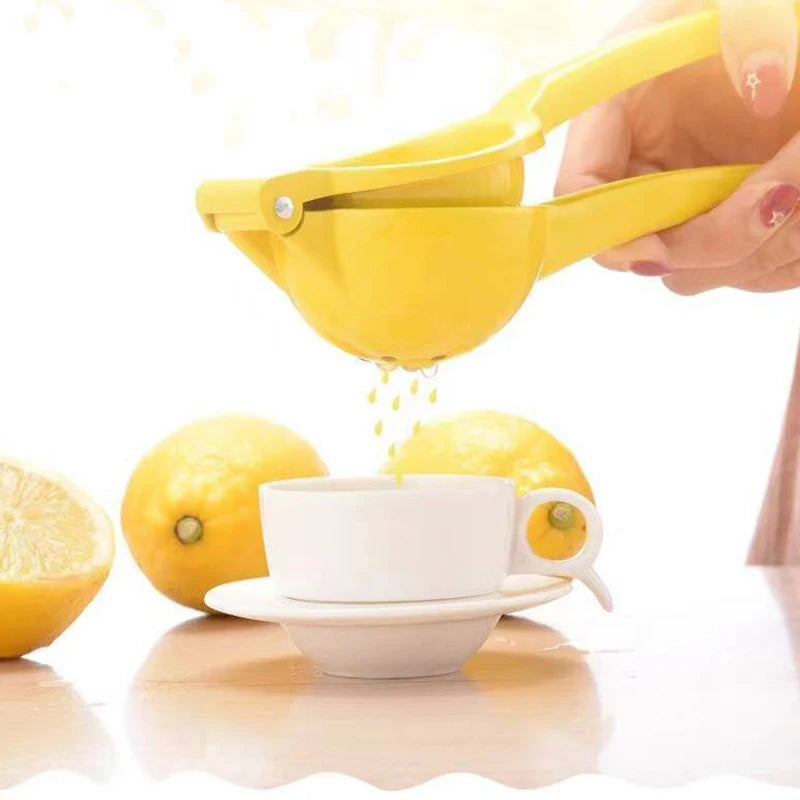 Manual Lemon Clip Juicer – Portable Citrus Press Tool Manual Citrus Juicer SPOT