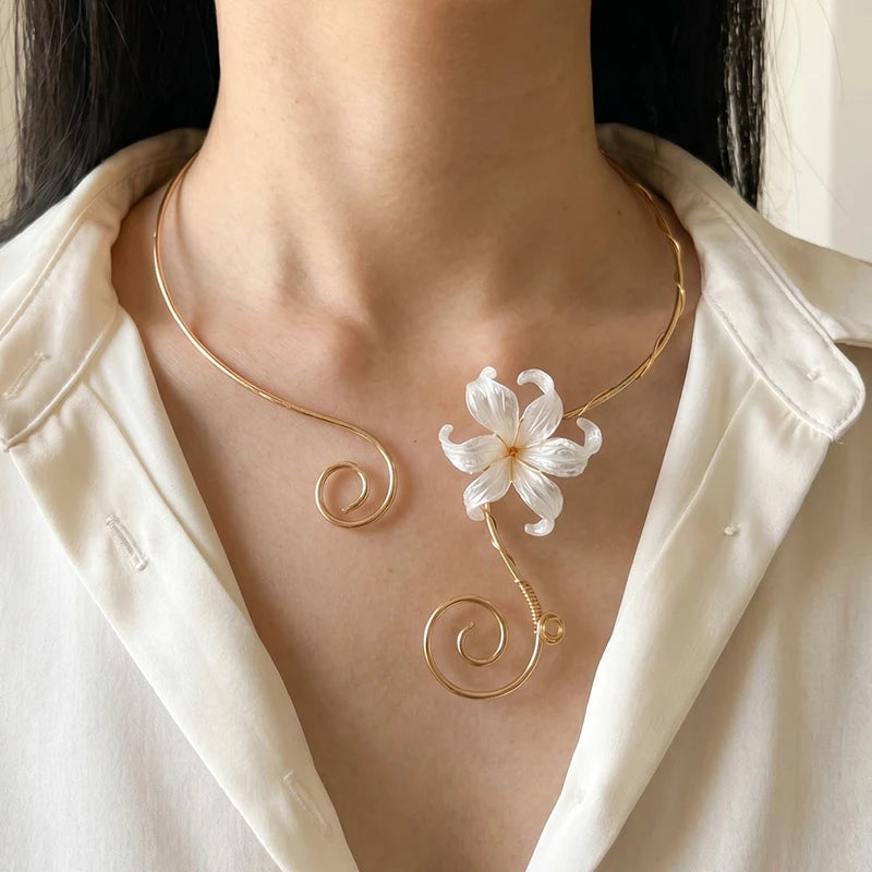 Gold Spiral Torque Choker – Iris Flower Statement Necklace Choker Necklace SPOT