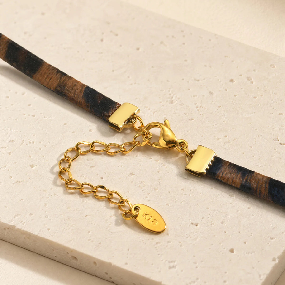 Leopard Print Choker Necklace – Stainless Steel Zirconia Charms Choker Necklace SPOT