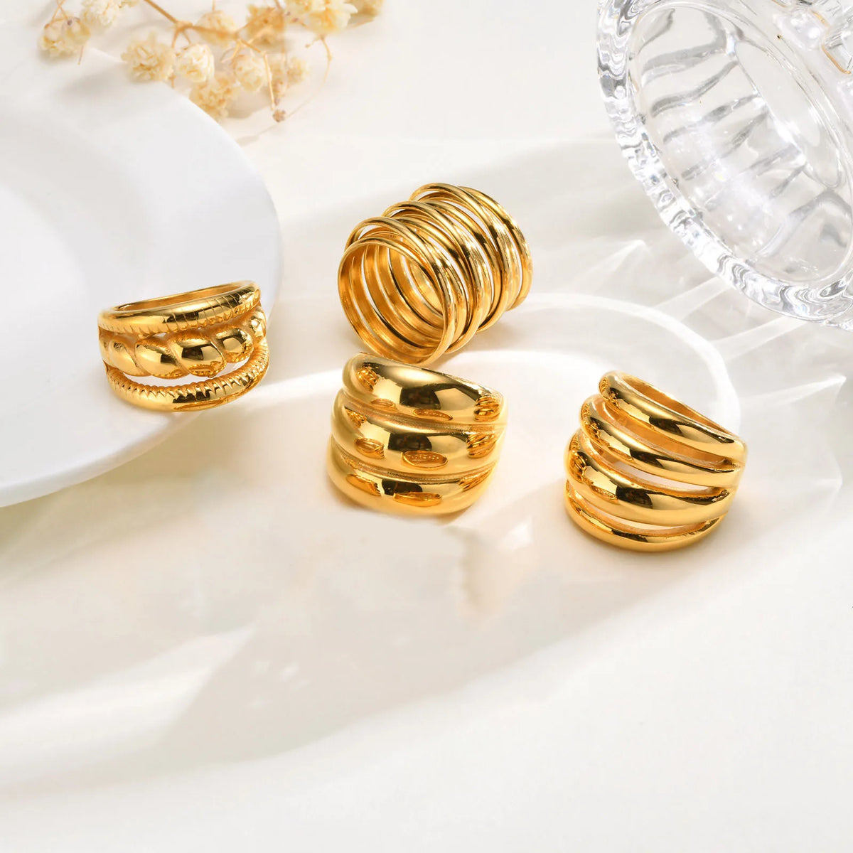 Meaeguet Chunky Dome Ring – 18K Gold Plated Stainless Steel Fashion Ring SPOT