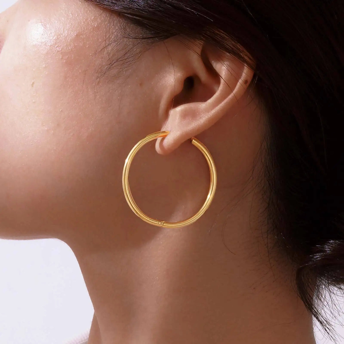 Minimalist Gold Hoop Earrings – Stainless Steel Huggies Hoop Earrings SPOT