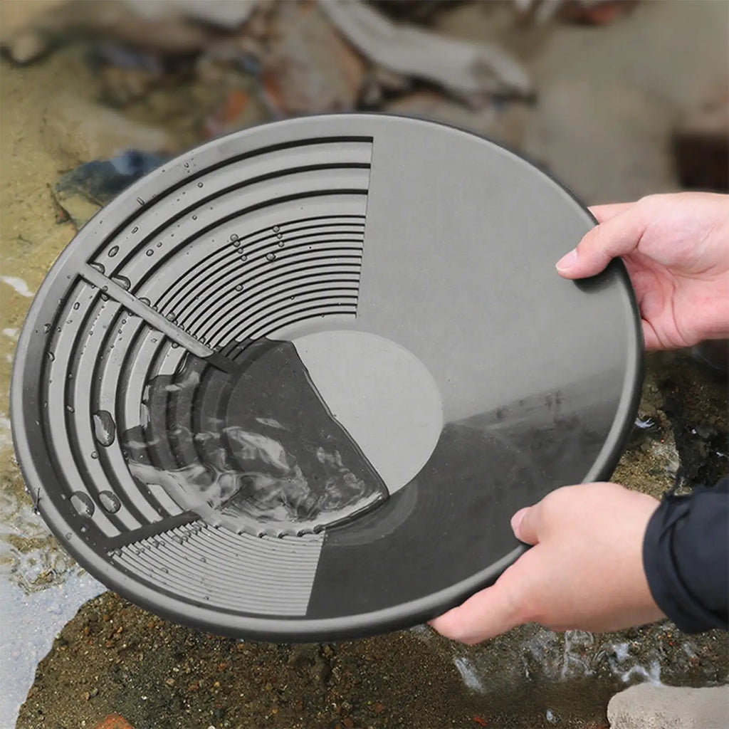 35cm Ergonomic Gold Panning Pan – Portable Plastic Mining Basin Gold Panning Pan SPOT