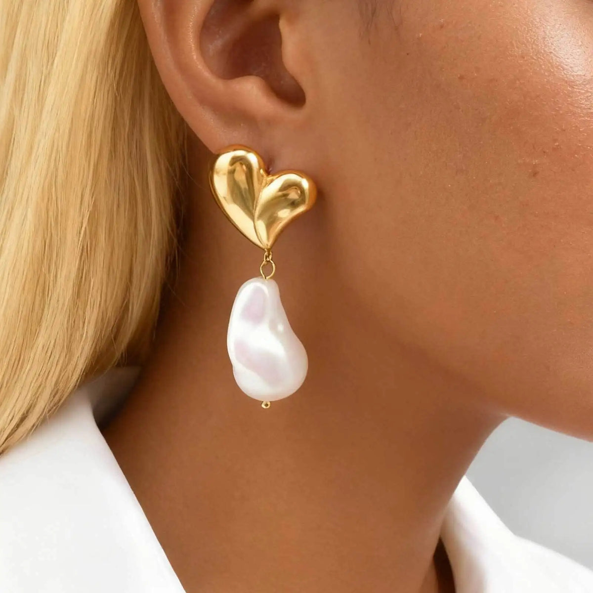 Women Baroque Pearl Dangle Earrings – Gold Statement Jewelry Pearl Drop Earrings SPOT