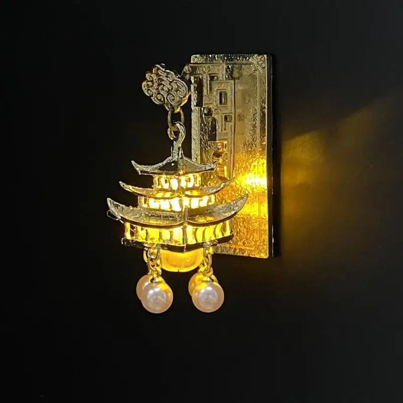 Glowing Lantern Fridge Magnet – Luminous Metal Kitchen Decor Decorative Fridge Magnet SPOT
